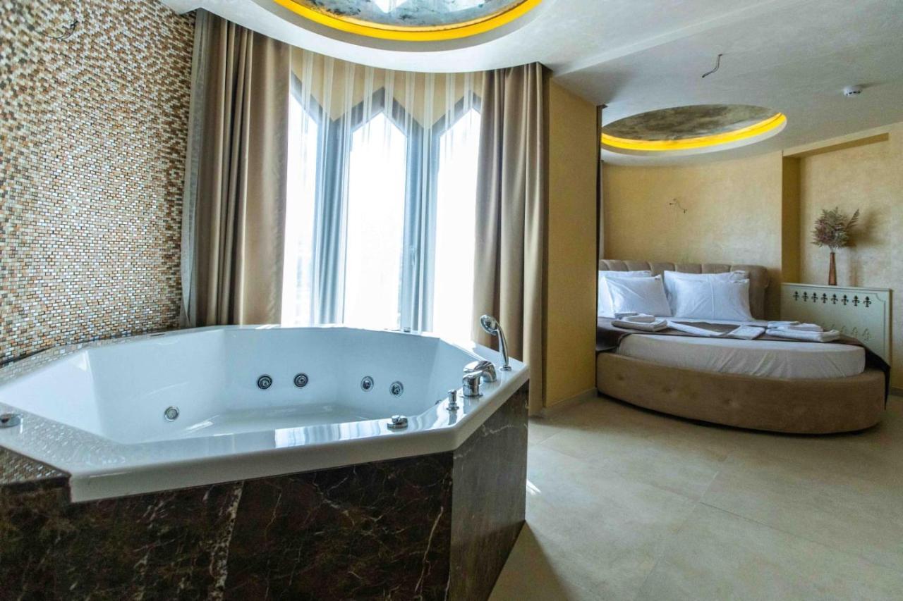 Hotel Vrbak Nd Novi Pazar Extérieur photo